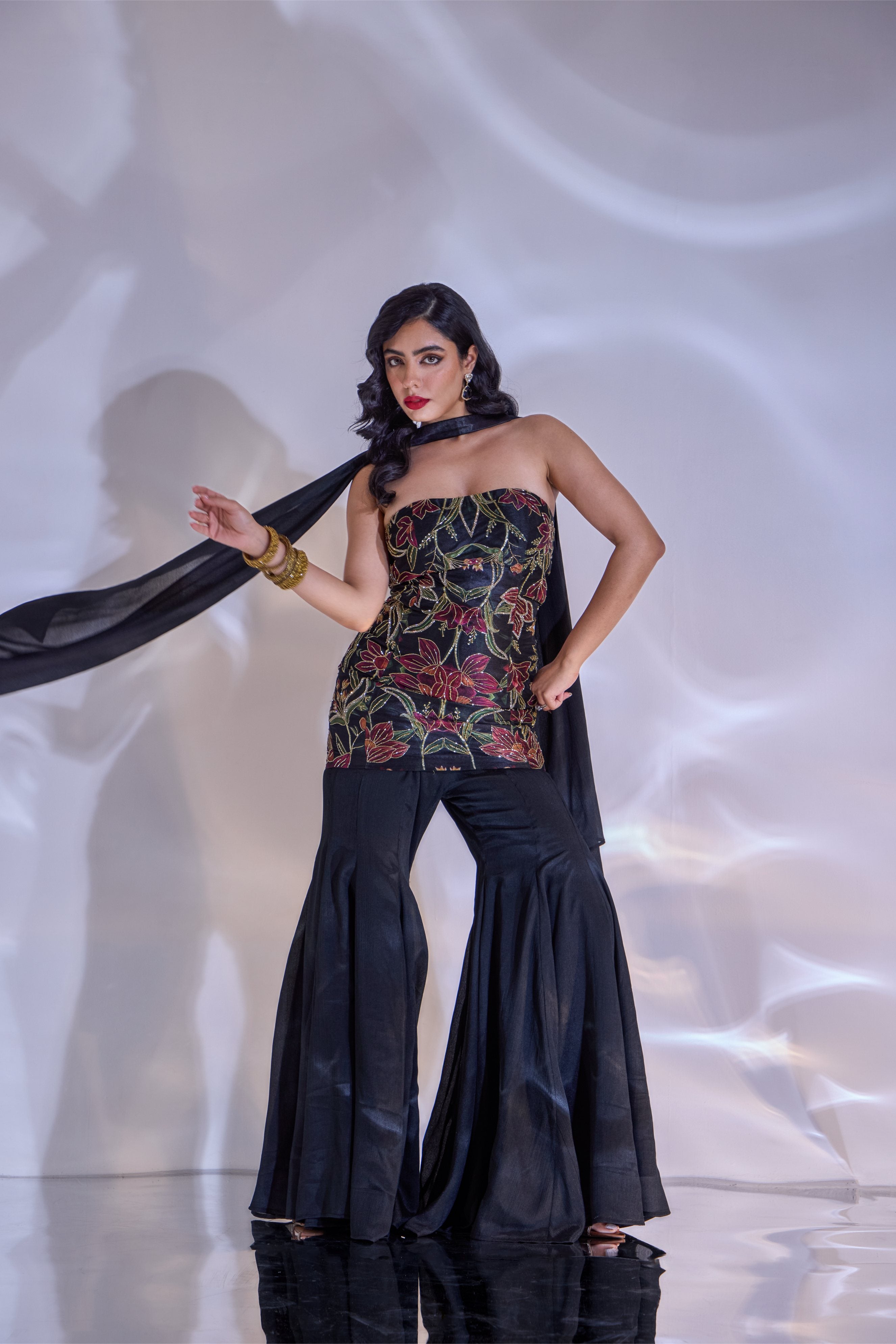 Tiya Starpless Top with Flared Pants